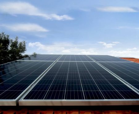 PLACAS SOLARES FOTOVOLTAICAS SOBRE TEJADO