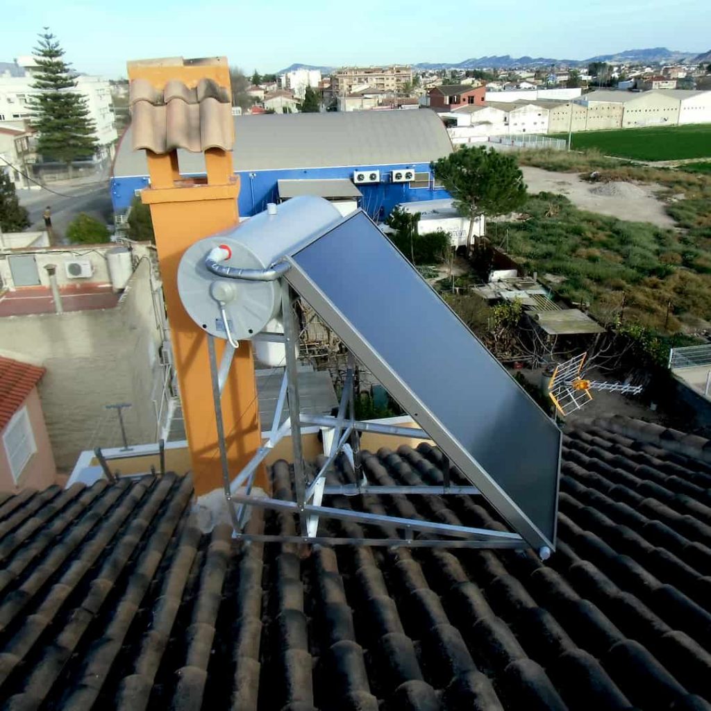 Instalación de energía solar térmica para ACS en Casillas, Murcia