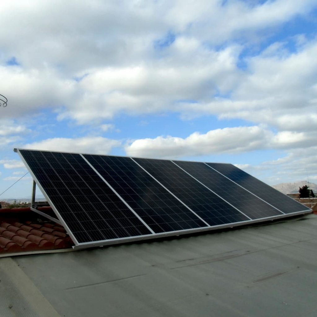 Instalación fotovoltaica para autoconsumo en beniajan