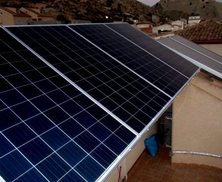 Instalación de energía solar fotovoltaica para autoconsumo en ricote.