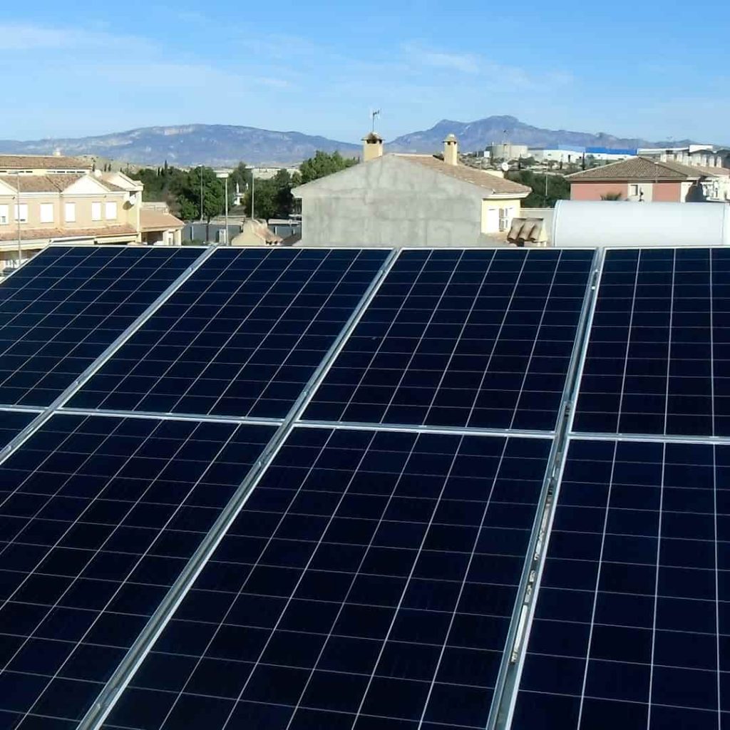 instalacion fotovoltaica en llano de molina