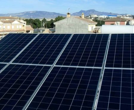 instalacion fotovoltaica en llano de molina