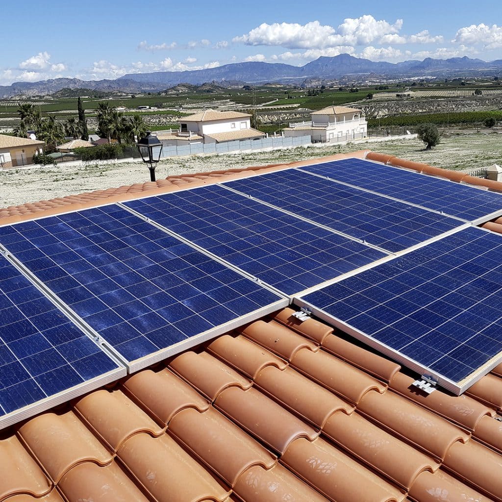 instalacion de autoconsumo fotovoltaico en campos del rio